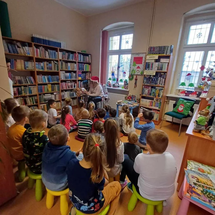 „Mikołajkowe Czytanie” w Bibliotece Publicznej Miasta i Gminy Jarocin