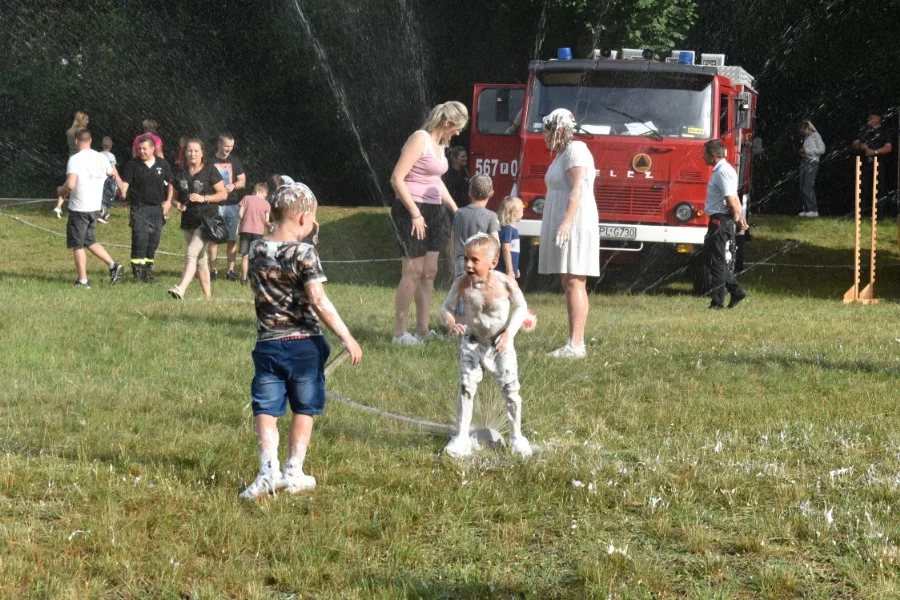 Festyn w szkole w Kwileniu