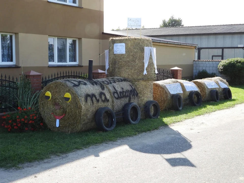 Witacze dożynkowe w Wycisłowie (gm. Borek Wlkp.)