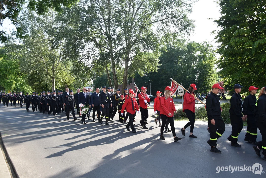 XXI Pielgrzymka Służb Mundurowych do sanktuarium maryjnego na Zdzieżu w Borku  Wlkp.