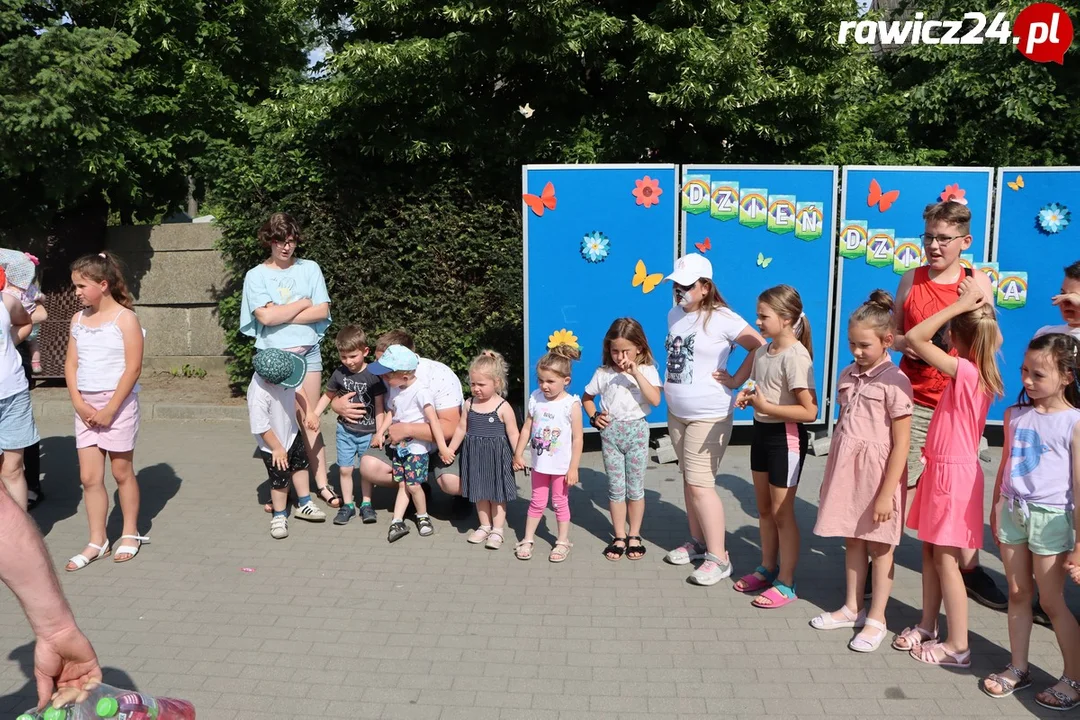 Festyn z okazji Dnia Dziecka w Szkaradowie