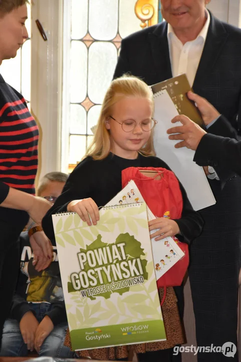 Konkurs plastyczny na ilustrację do EKO-KALENDARZA 2024 pn. "Powiat Gostyński – w trosce o środowisko"