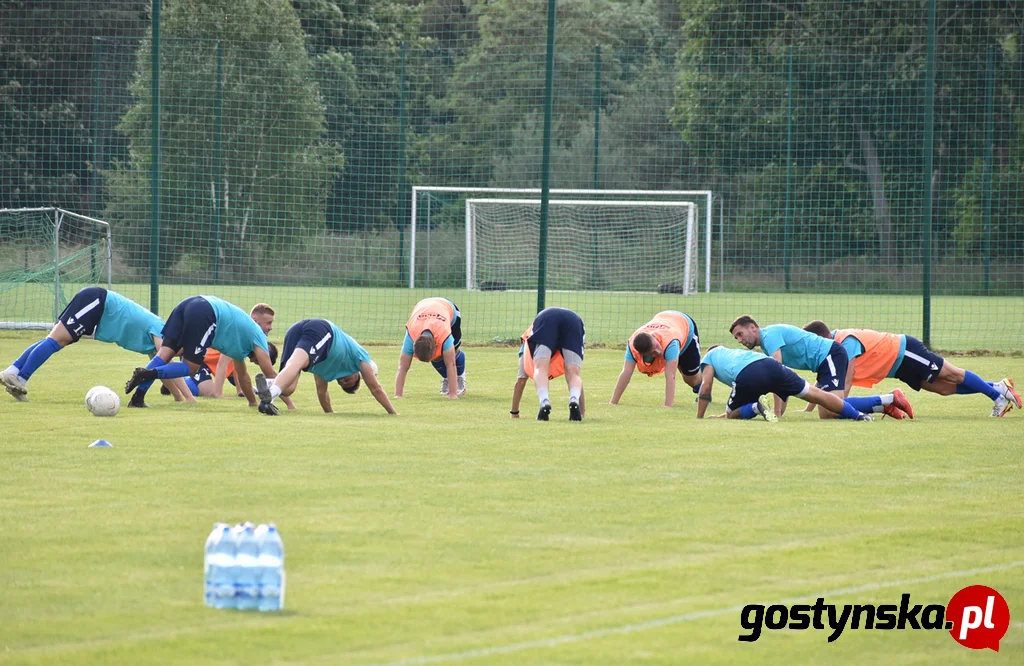 IV liga. Korona Piaski - Centra Ostrów Wielkopolski 2 : 4