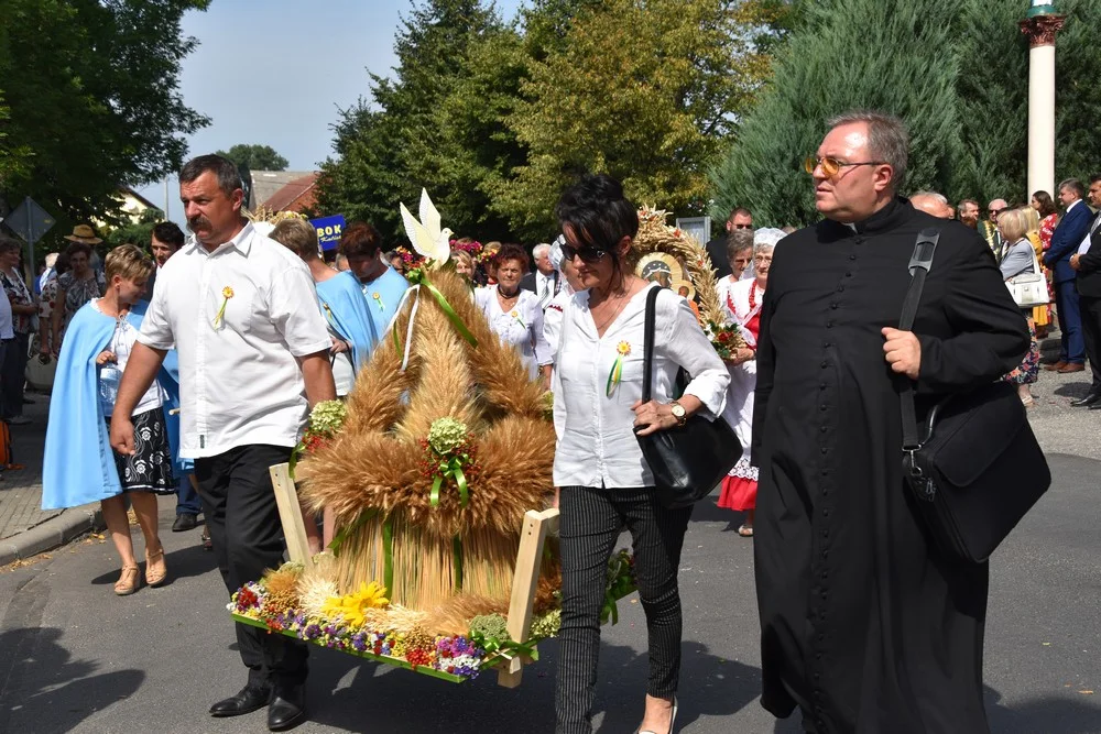 Dożynki powiatowe w Lutogniewie 2019