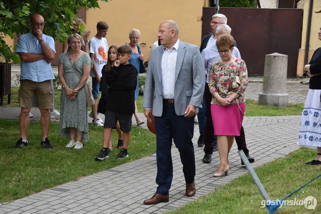 Odsłonięcie szyldu parku im. Adama Mickiewicza w Borku Wlkp.