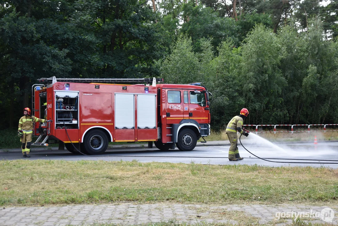 Pożar samochodu w Gostyniu