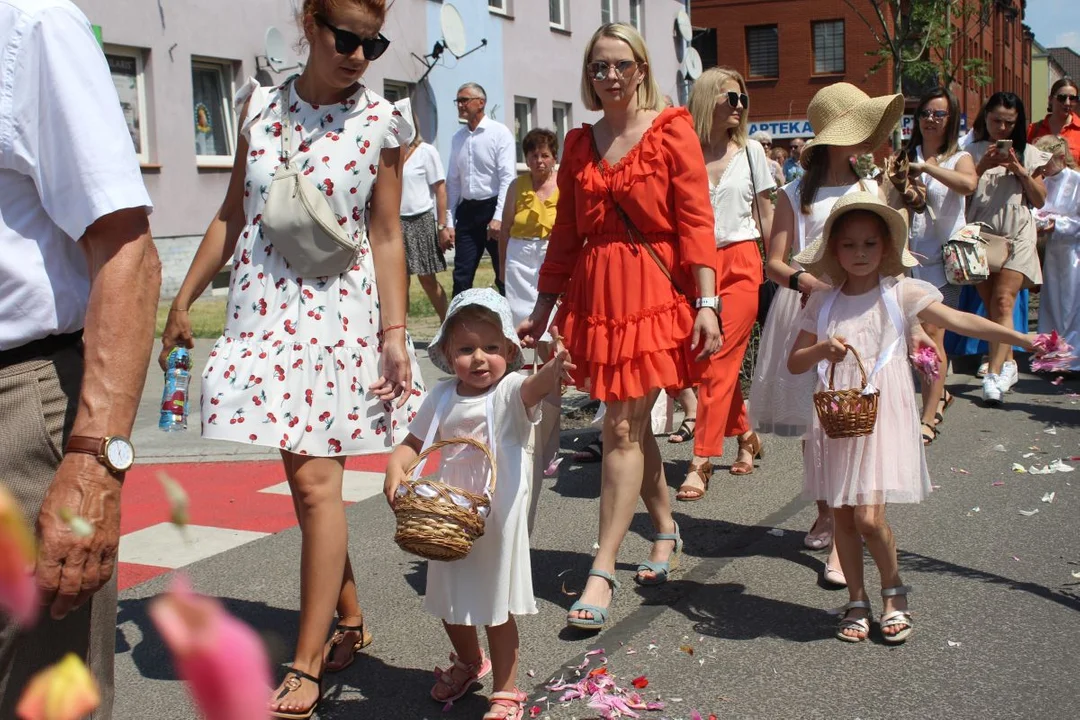 Boże Ciało w Jarocinie. Procesja z parafii św. Marcina do Chrystusa Króla (2023)