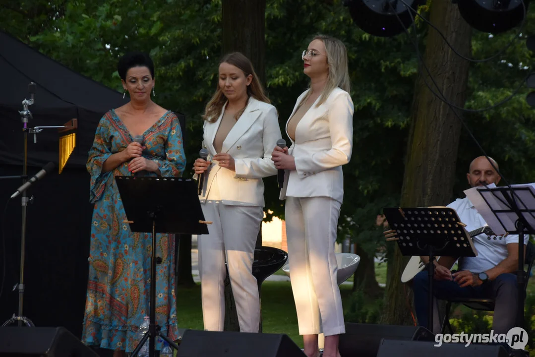 Fontanna pełna muzyki - jubileuszowy koncert zespołu Trio w Borku Wlkp.