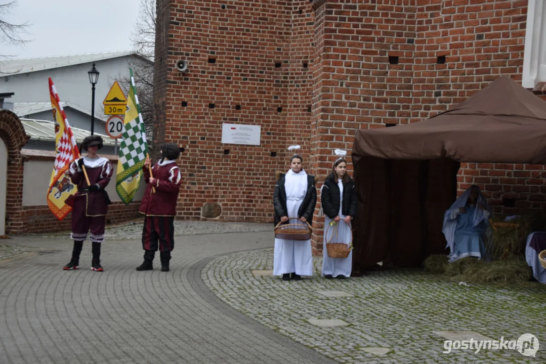 "W jasełkach leży" - Orszak Trzech Króli na ulicach Gostynia