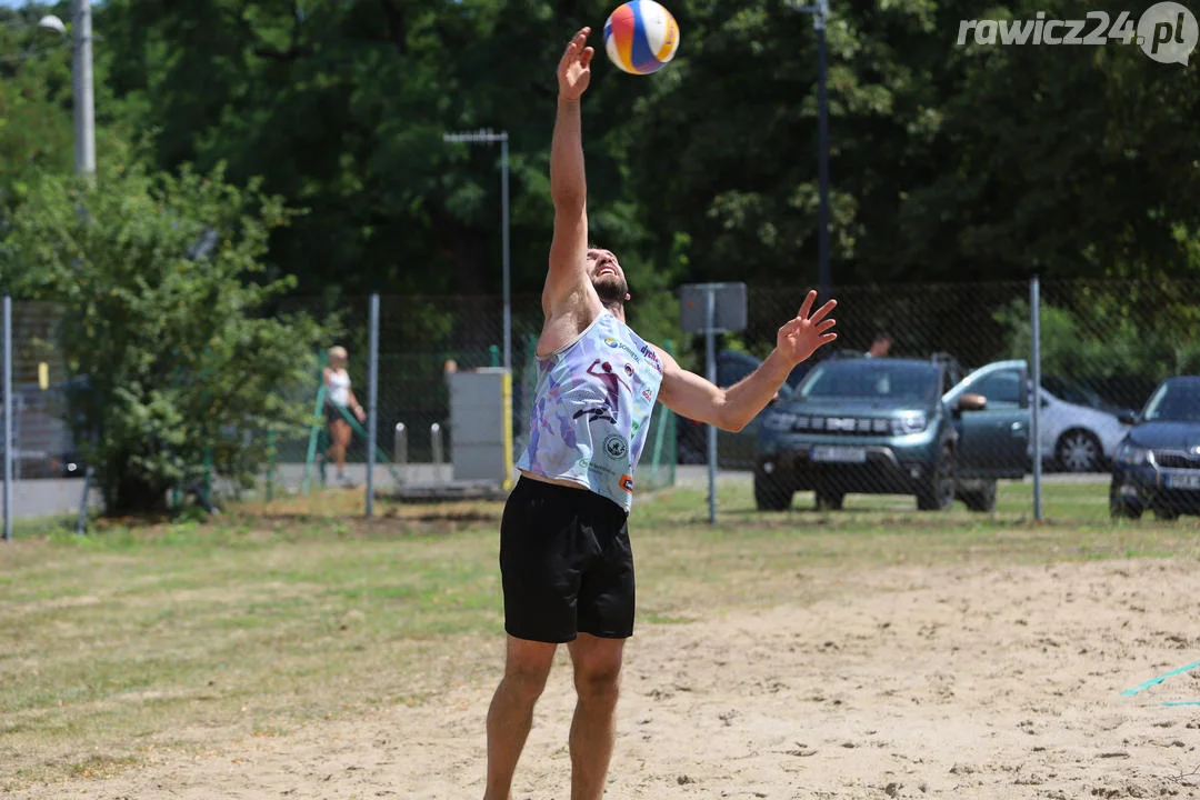 Turniej siatkówki plażowej w Jutrosinie