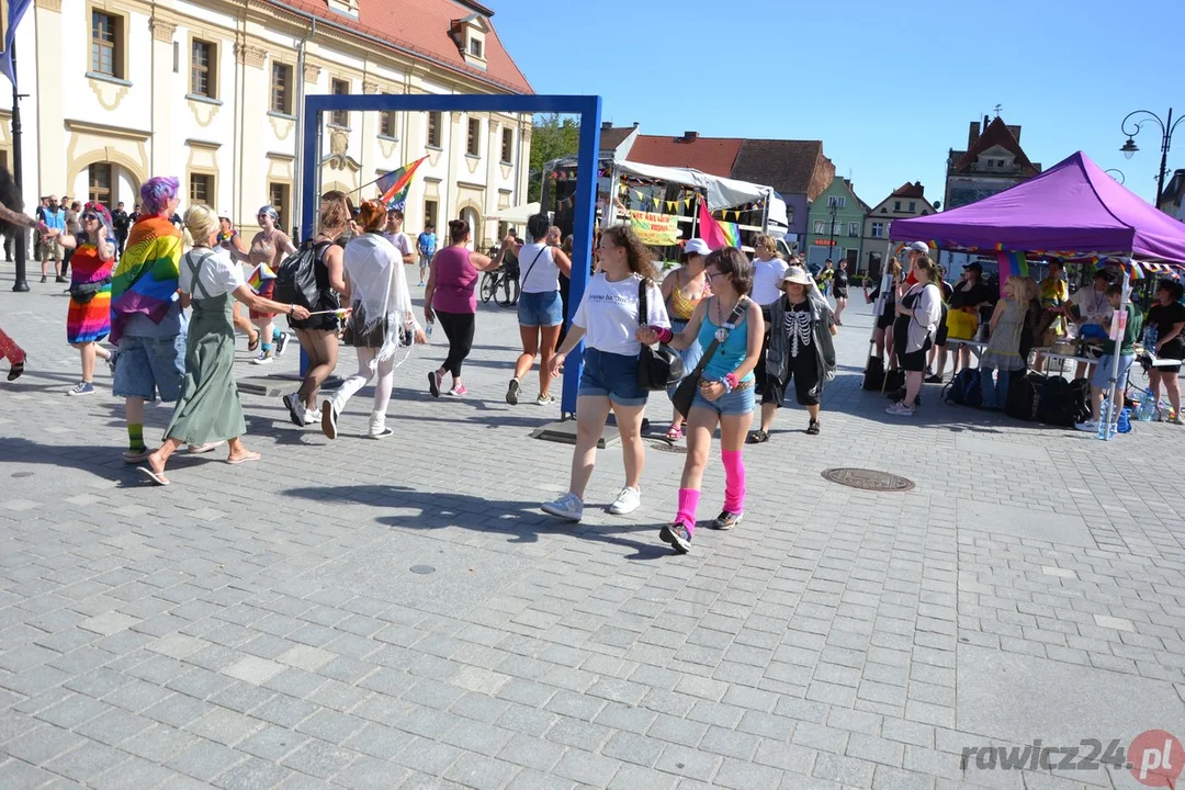 Marsz Równości i kontrmanifestacje w Rawiczu