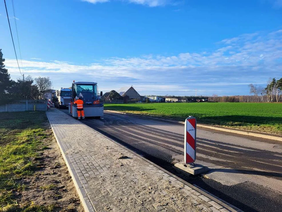 Przebudowa drogi powiatowej Zalesie-Osiek