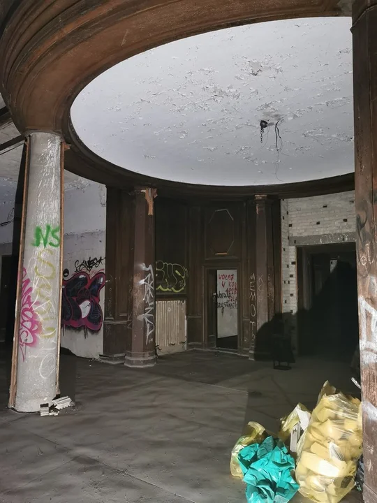 "Urbex Po Naszemu" w wykonaniu Sylwii i Mateusza