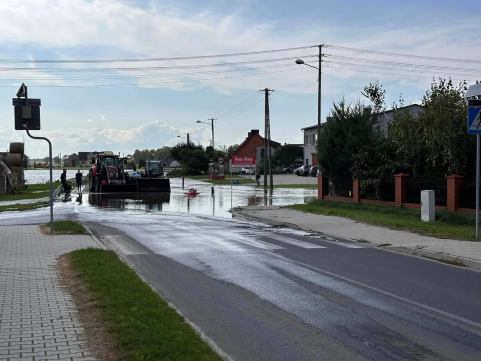 Kromolice pod wodą. Sztab Kryzysowy w Pogorzeli