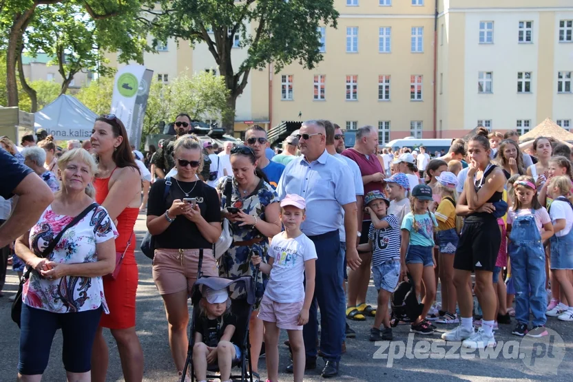 Piknik wojskowy w Pleszewie