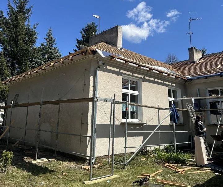 Nowe oblicze WTZ w Nowolipsku. Termomodernizacja na półmetku [ZDJĘCIA]