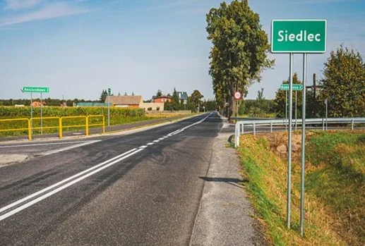 Przebudowa drogi Siedlec - Pępowo wraz z budową ścieżki pieszo rowerowej.