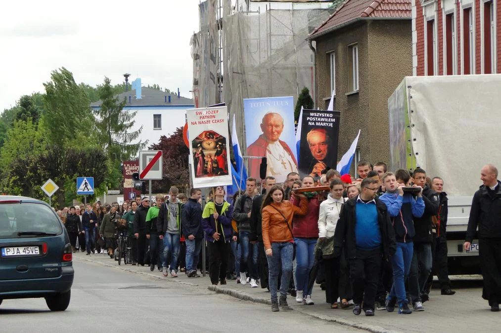 Symbole Światowych Dni Młodzieży w Jarocinie (2014)