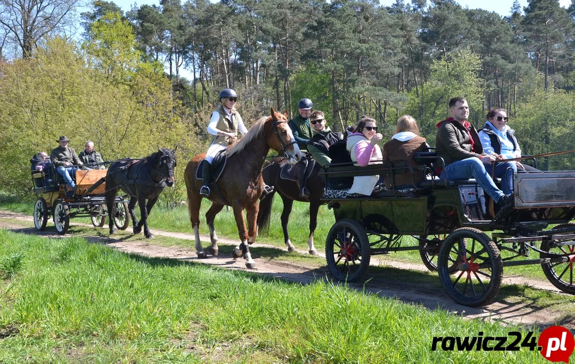 Rajd konno-rowerowy w Szymonkach - Zdjęcie główne