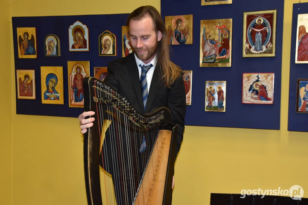 Muzeum w Gostyniu. Wernisaż wystawy Bożeny Gerowskiej „Ikony – okno sacrum”