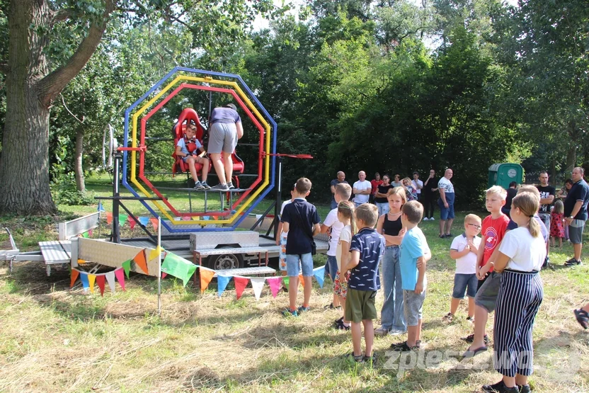 Kolorowe dożynki w Lenartowicach