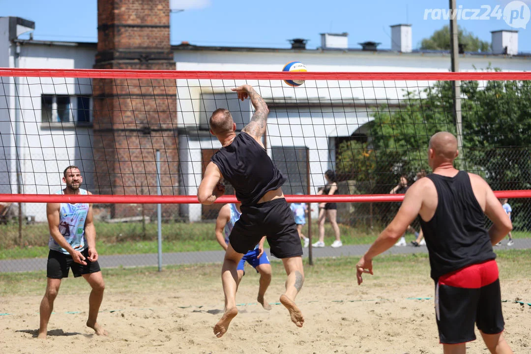 Turniej siatkówki plażowej w Jutrosinie