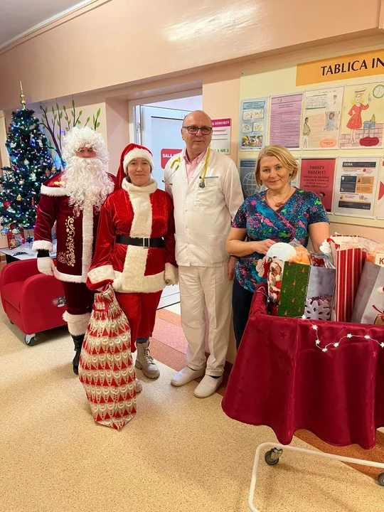 Święty Mikołaj w jarocińśkim szpitalu