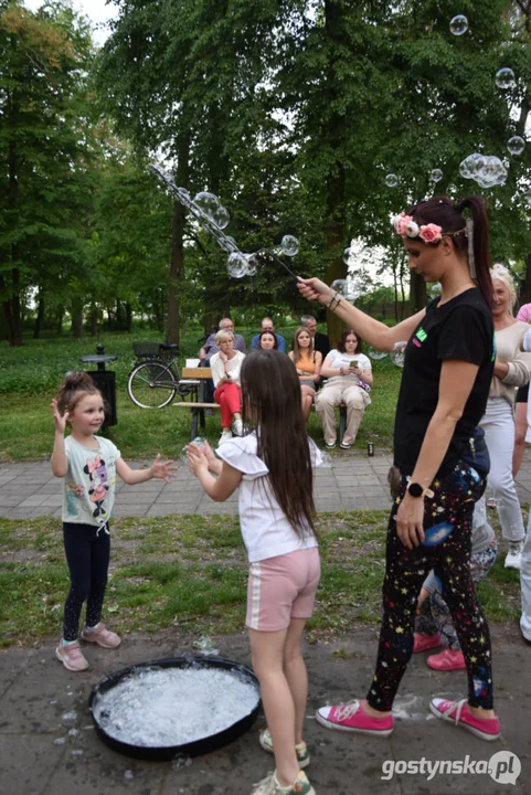 Radosne obchody Święta Narodowego Konstytucji 3 Maja w Pogorzeli