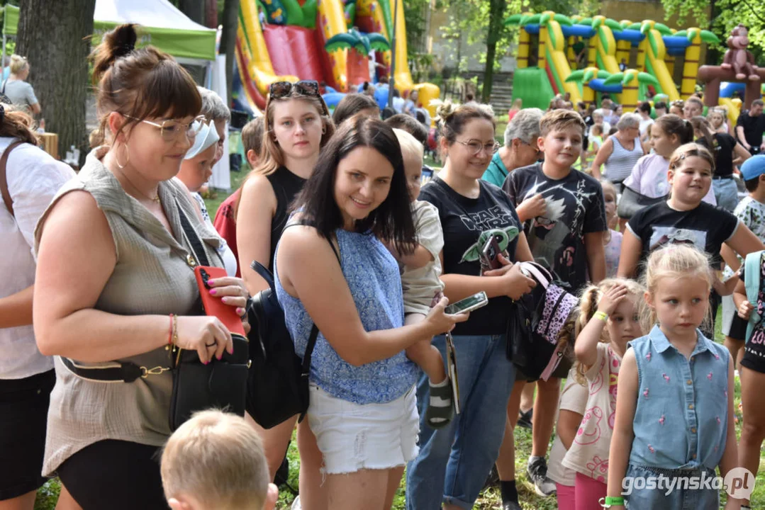 Rodzinny piknik w Pogorzeli - z alpakami i kamykami