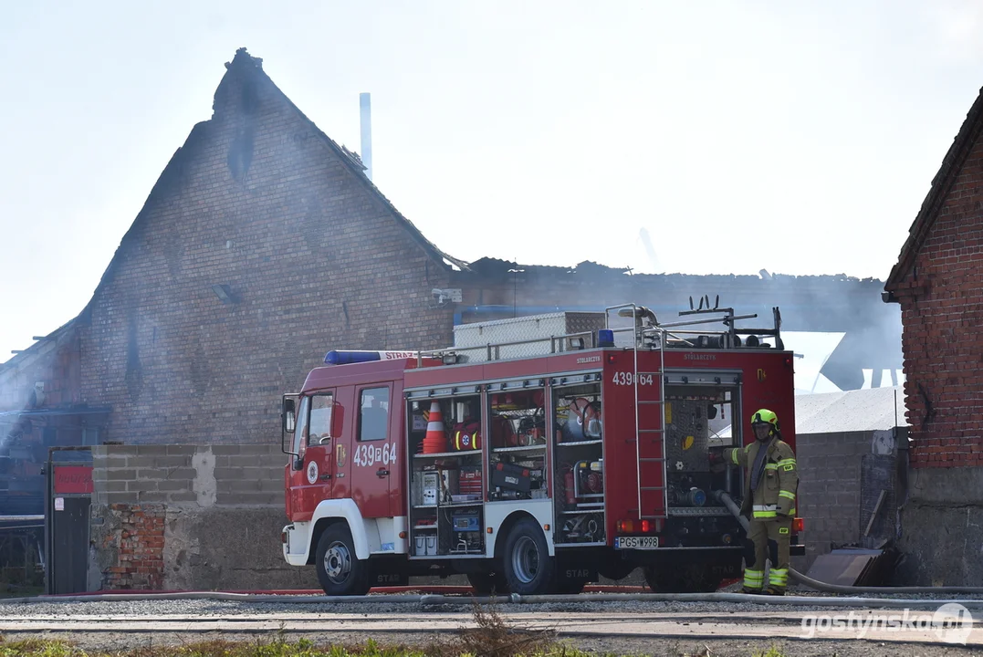 Pożar hali zakładu ślusarskiego w Czeluścinie