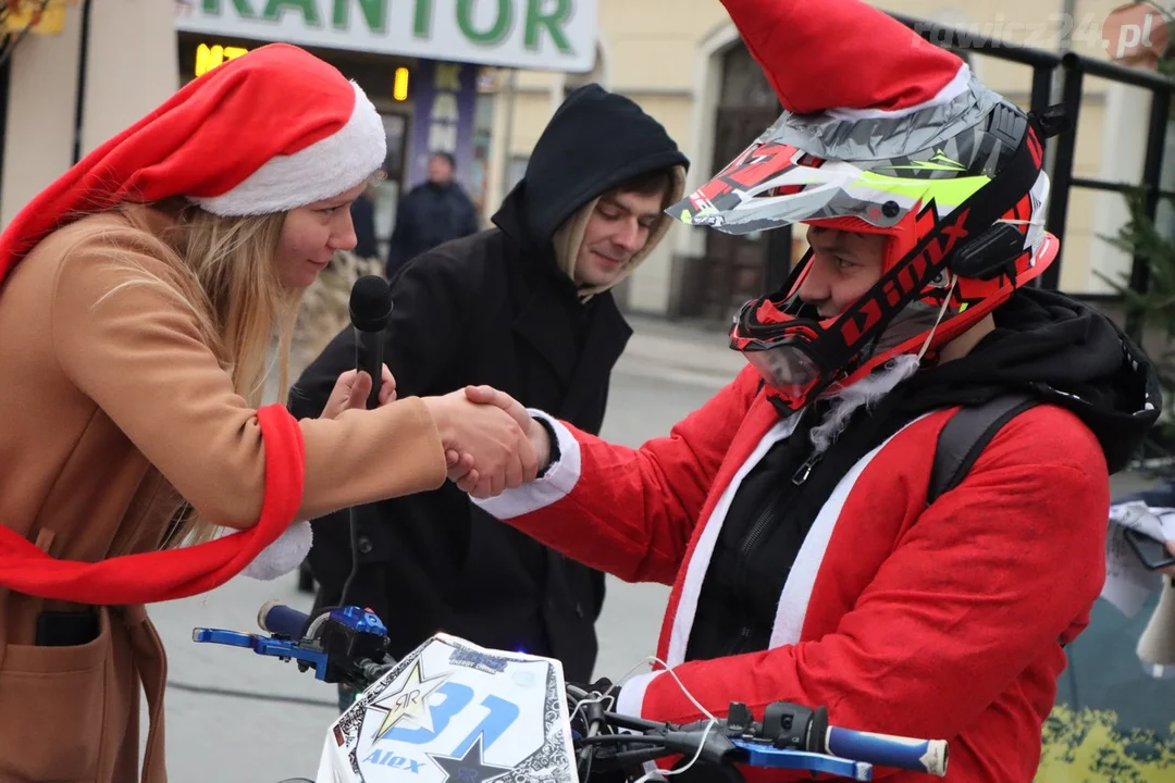 Motomikołaje w Rawiczu - Drugi dzień Jarmarku Bożonarodzeniowego