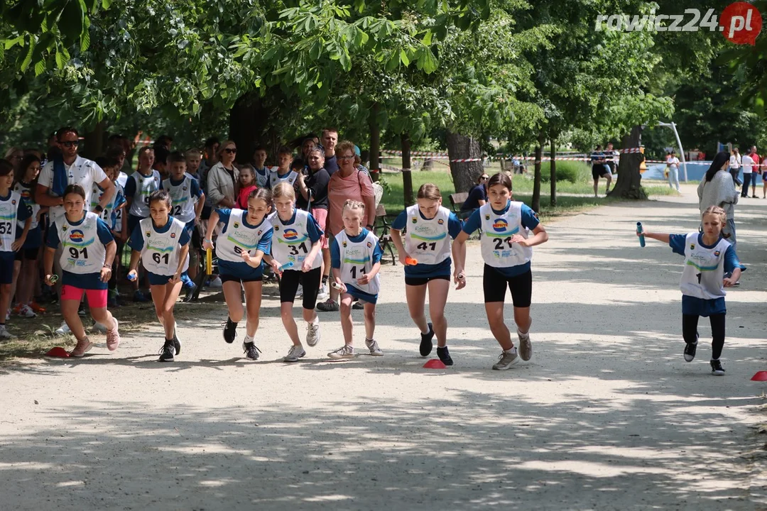 Sztafety szkolne w ramach 24h Rawickiego Festiwalu Sportu