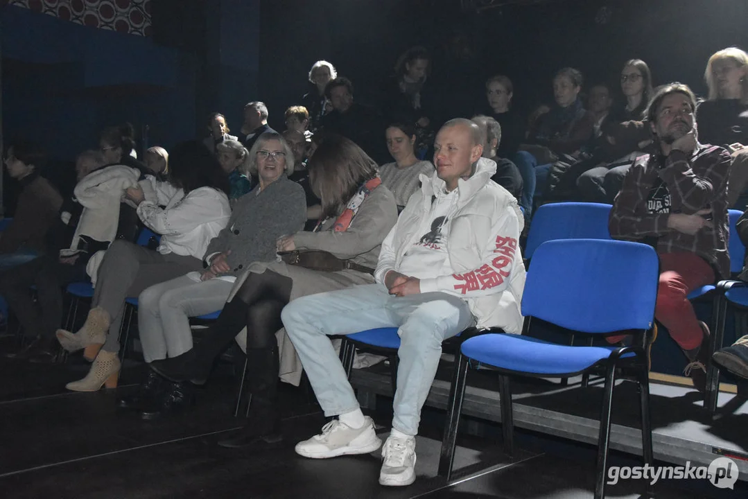 Aktorzy Poznańskiego Teatru Ósmego Dnia gościli w GOK Hutnik