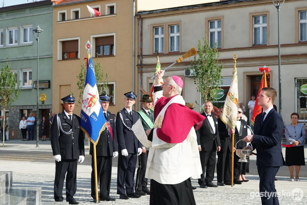 Poświęcenie figury Św. Jana Nepomucena w Krobi