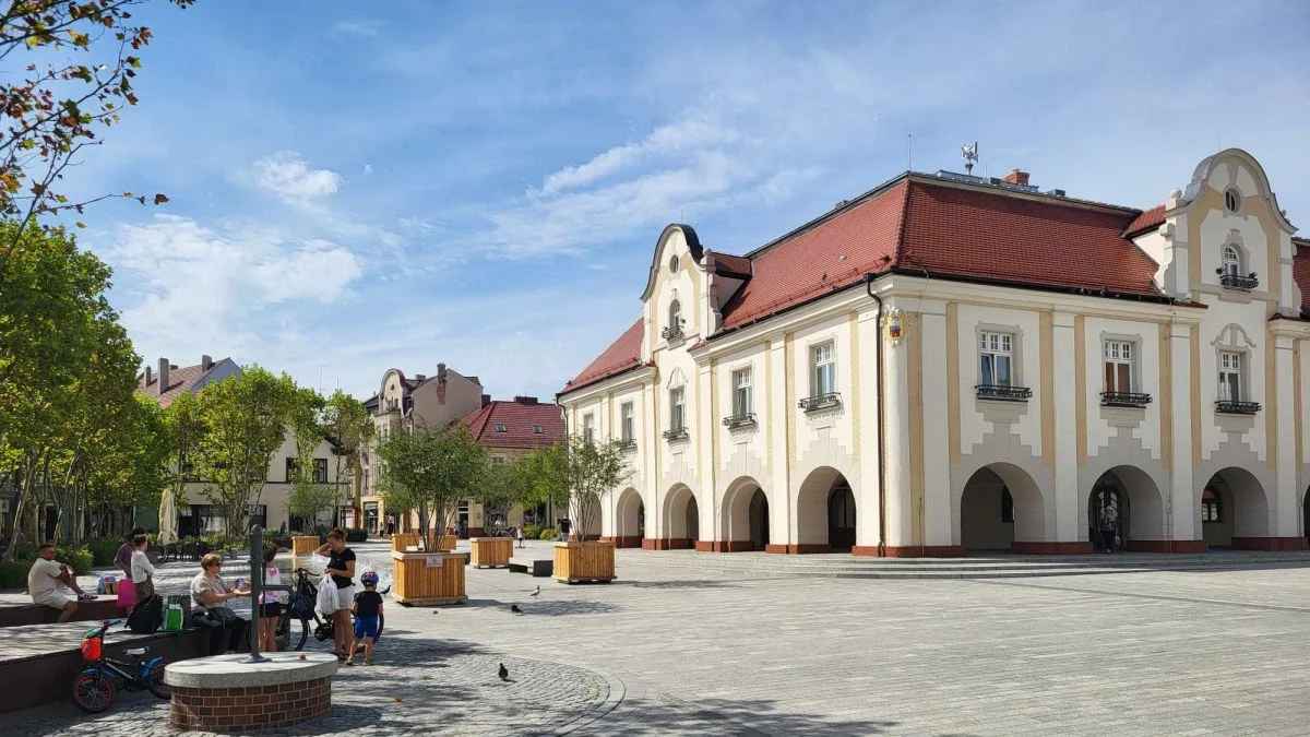 7. Martwe miasto wieczorem