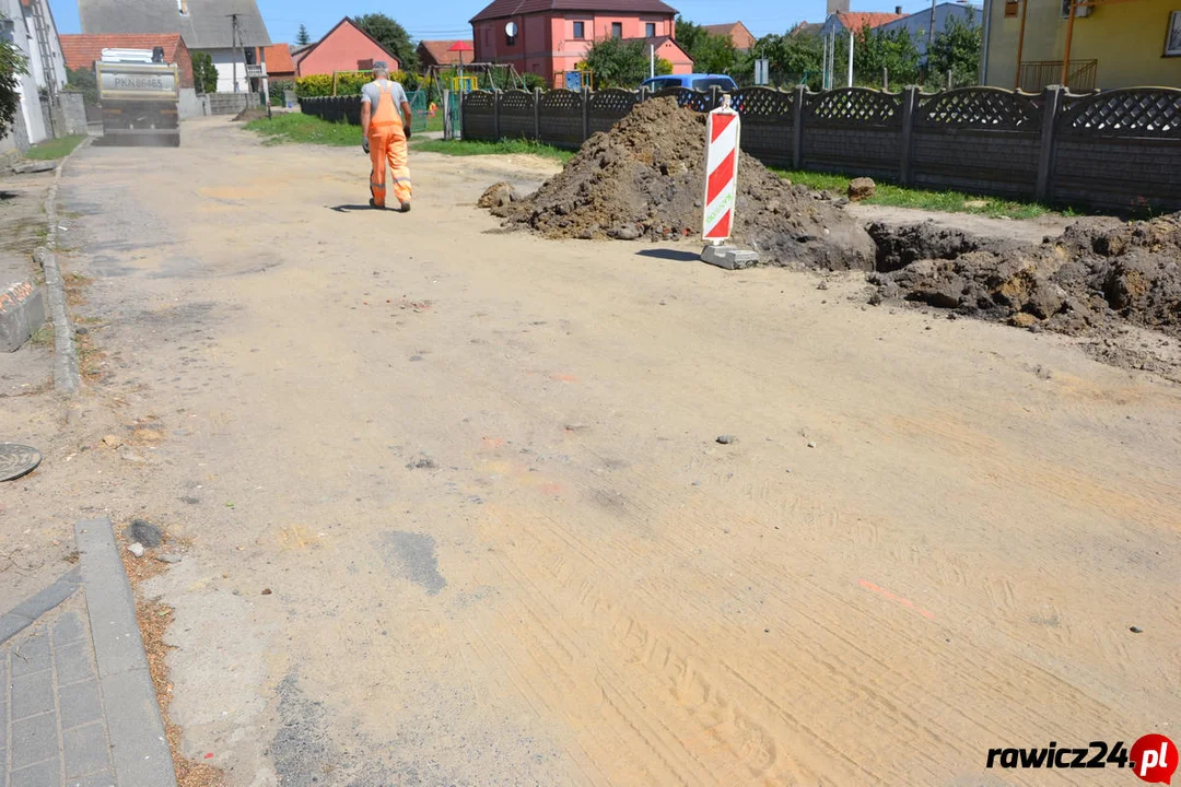 Miejska Górka. Czy droga w Zakrzewie będzie przejezdna dla maszyn rolniczych? - Zdjęcie główne