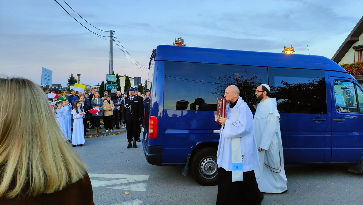 Obraz Matki Boskiej Częstochowskiej dotarł do Szymanowic