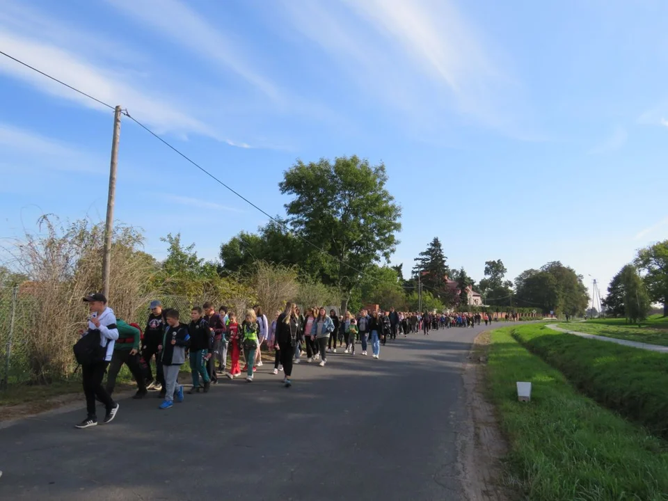 60. Ogólnopolski Rajd Mickiewiczowski do Śmiełowa. PTTK Jarocin