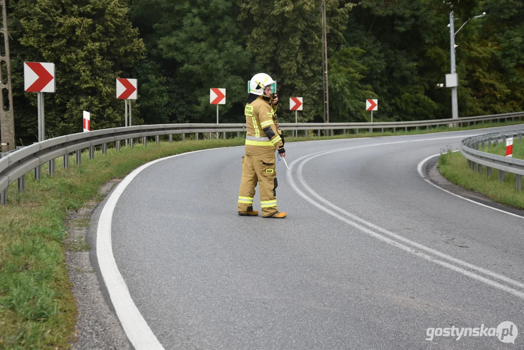 Zderzenie trzech samochodów na DK12