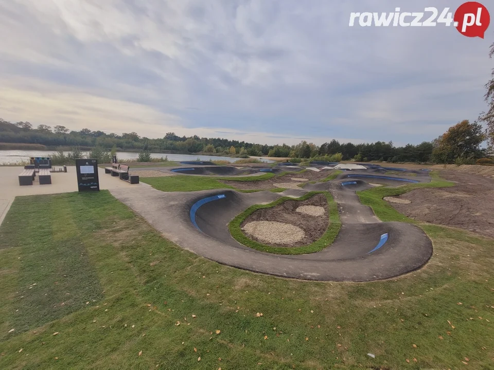 Pumptrack na poligonie w Sierakowie gotowy