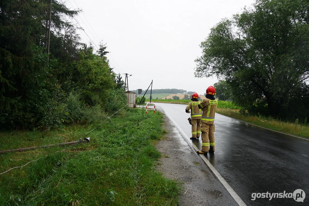 Powalony słup na Talarach 30.07.22