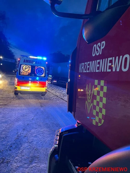 Wypadek w Krzemieniewie na DK12.