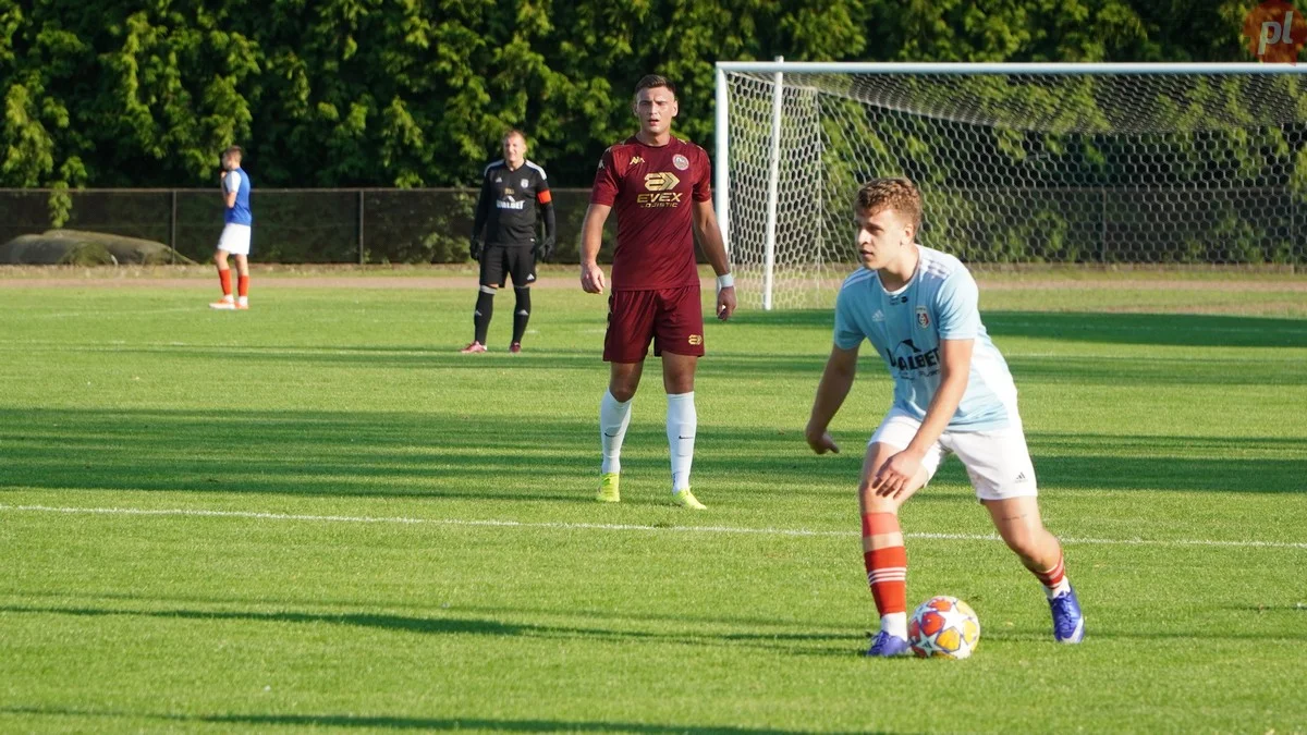 Rawia Rawicz - Orzeł Kawęczyn 0:0