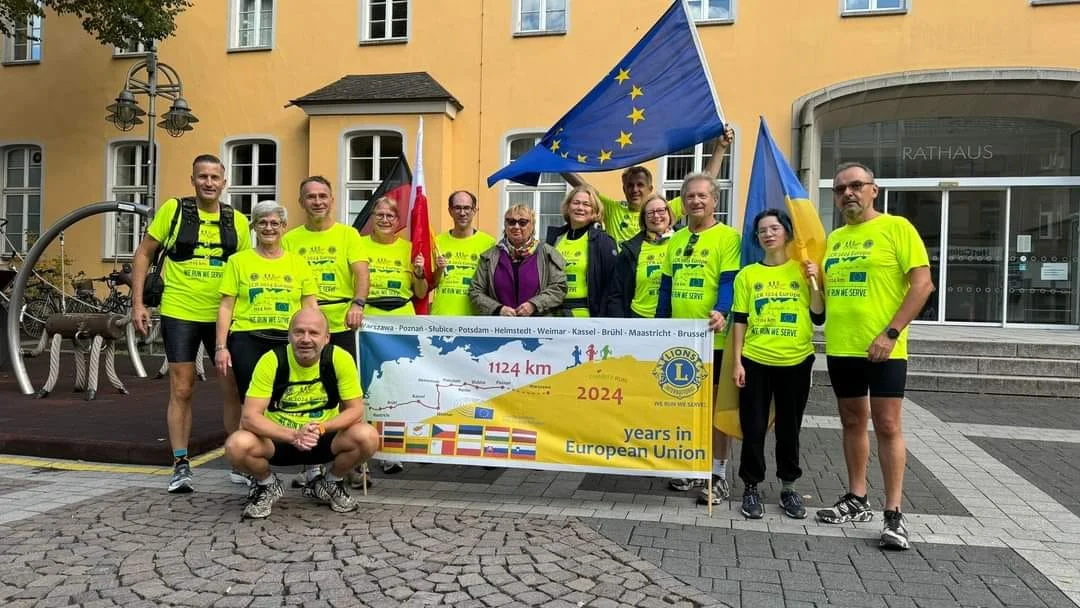 Jacek Zawodny wziął udział w Lions Charity Run Europe, by pomóc powodzianom i ofiarom wojny [ZDJĘCIA] - Zdjęcie główne