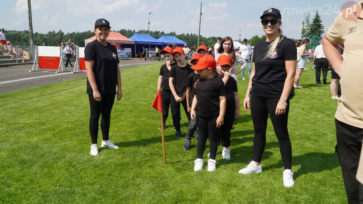 Dziecięce Drużyny Pożarnicze na zawodach w Miejskiej Górce