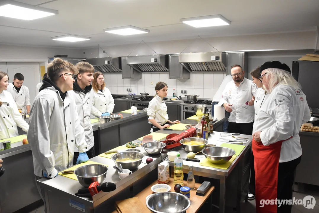Otwarcie nowej pracowni gastronomicznej w ZSOiZ w Krobi