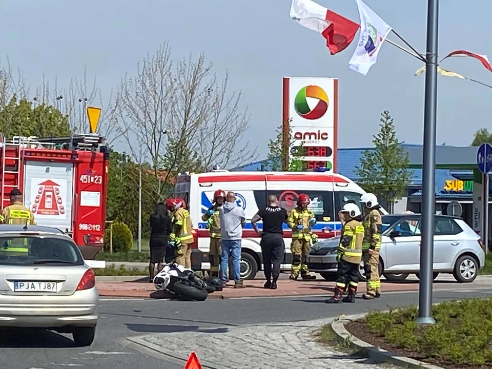 Wypadek na rondzie w Jarocinie