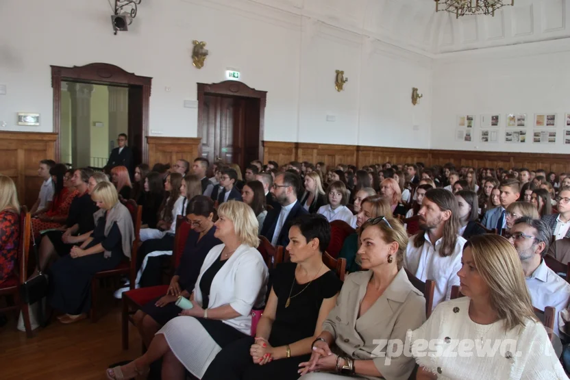 Rozpoczęcie roku szkolnego w I Liceum Ogólnokształcącym w Pleszewie