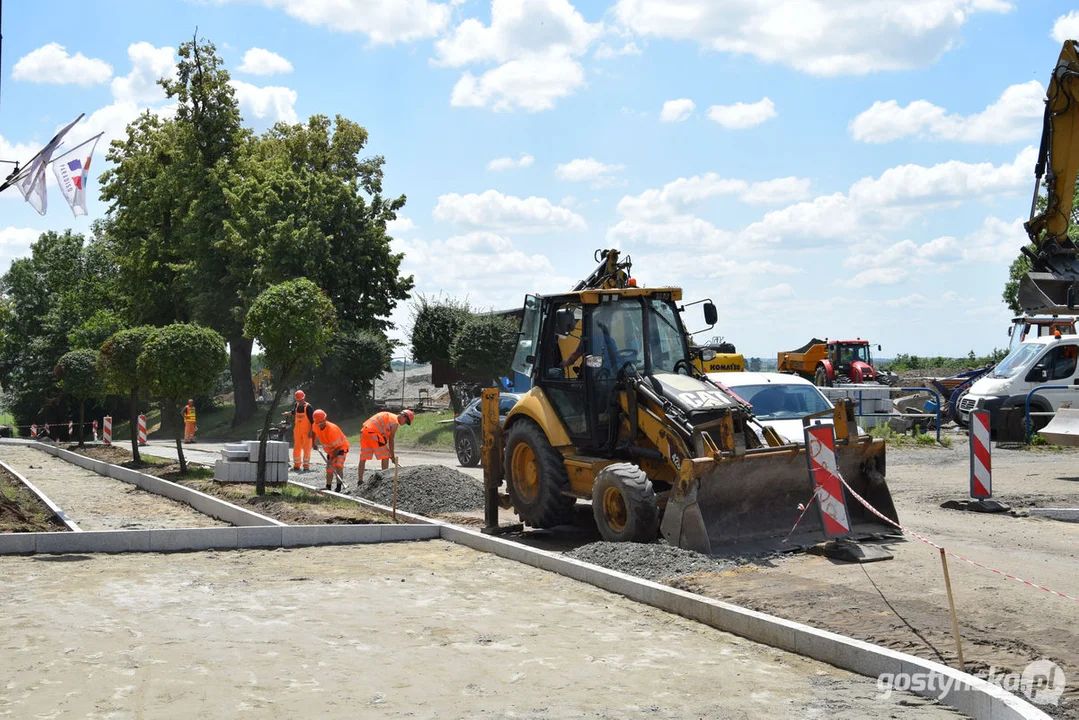 Kompleksowy remont dróg powiatowych, prowadzących do obwodnicy Gostynia, na DW 434