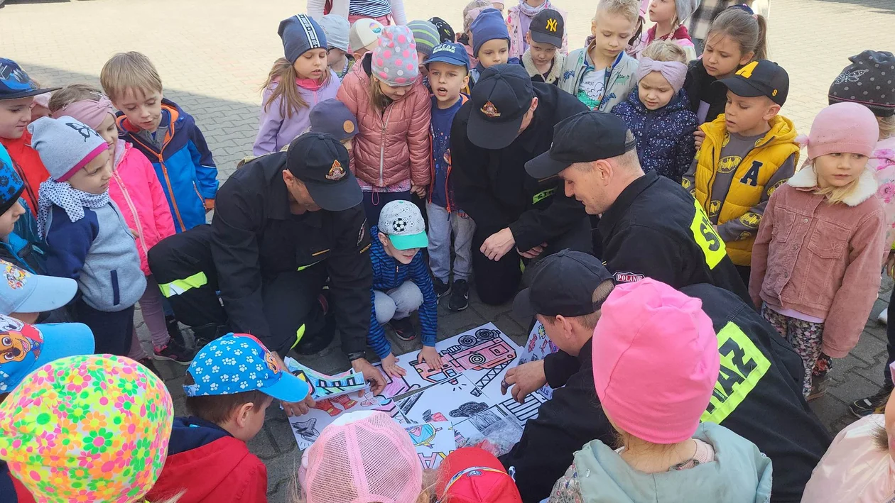 Krotoszyn. Wizyta przedszkolaków u strażaków